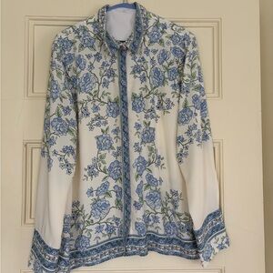 Cupcakes & Cashmere Blue and White Floral Top